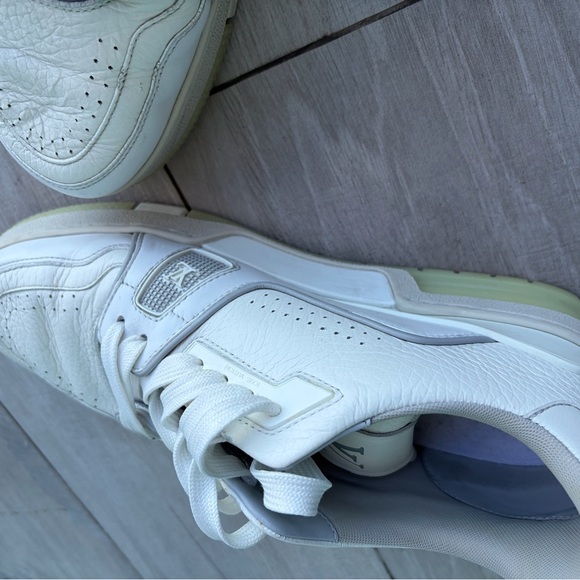 Louis Vuitton White Leather Sneakers - Picture 6 of 8